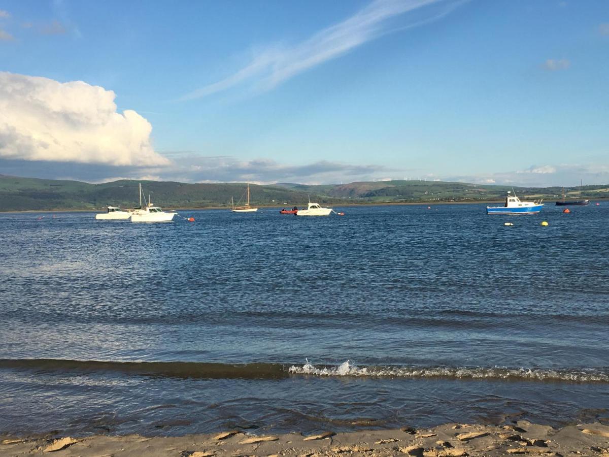 Beautiful Aberdovey Seafront Apartment 2 Aberdyfi Dış mekan fotoğraf